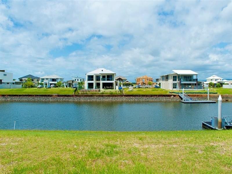 23 Marina Parade, Jacobs Well QLD 4208