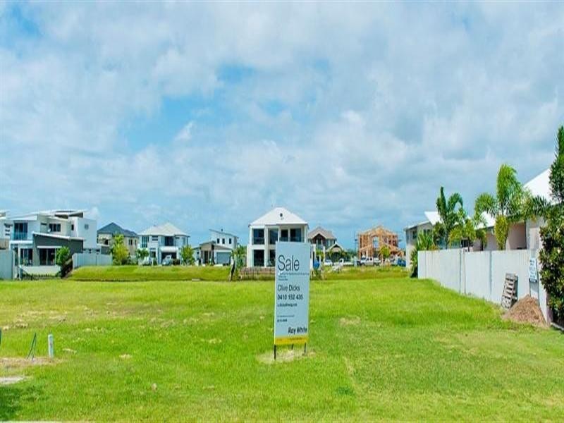 23 Marina Parade, Jacobs Well QLD 4208