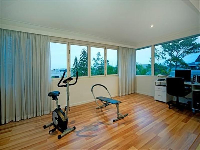 6017 Calarado Avenue, Hope Island QLD 4212