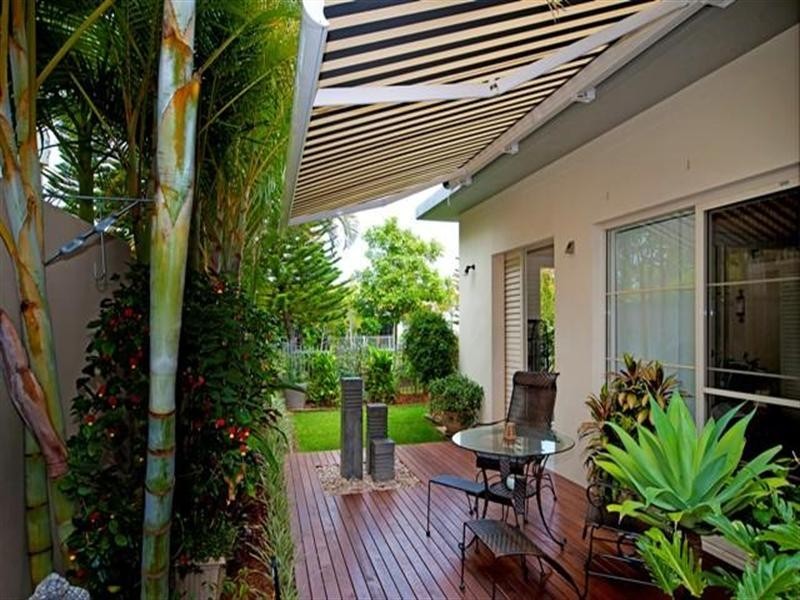 6017 Calarado Avenue, Hope Island QLD 4212