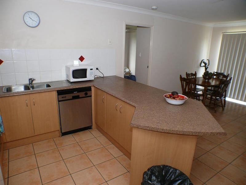 2/37 Merton Drive, Upper Coomera QLD 4209