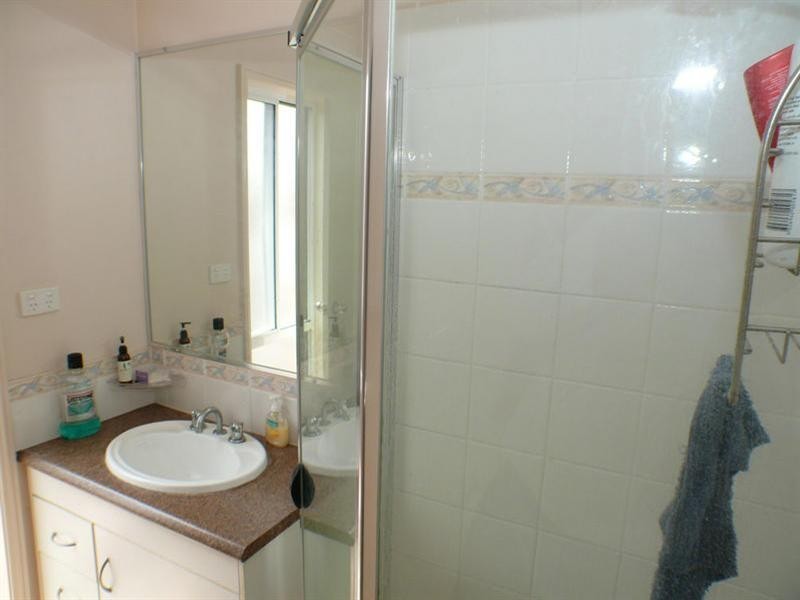 2/37 Merton Drive, Upper Coomera QLD 4209