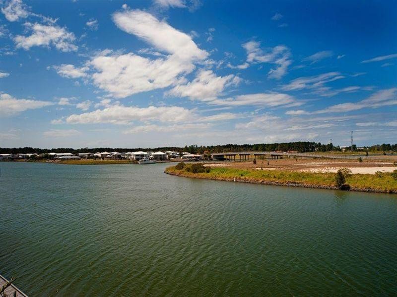 134/3 Pendraat Parade, Hope Island QLD 4212