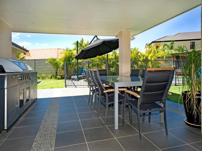 26 Dallow Crescent, Helensvale QLD 4212