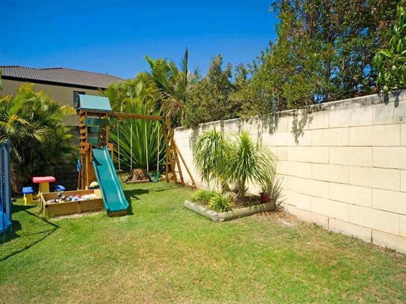 26 Dallow Crescent, Helensvale QLD 4212