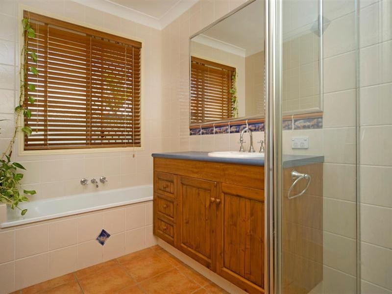 26 Dallow Crescent, Helensvale QLD 4212