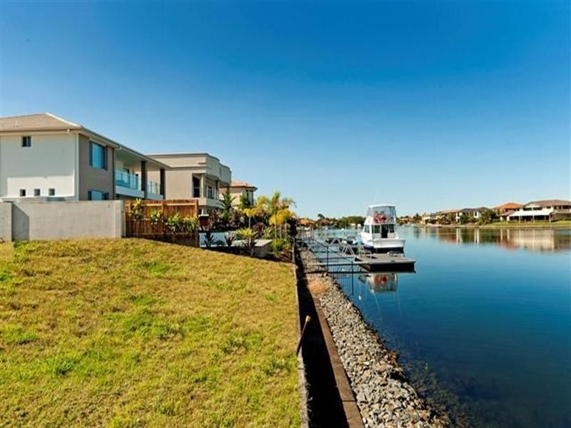 28 Parkview Place, Helensvale QLD 4212