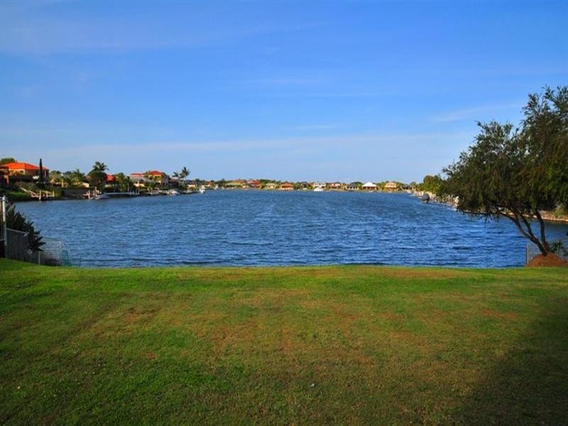 7 Westlake Court, Helensvale QLD 4212