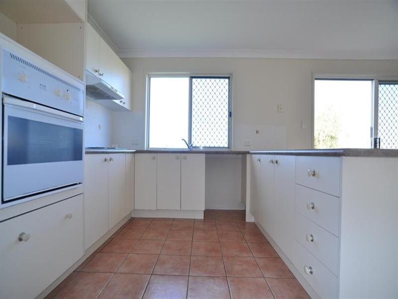 7 Westlake Court, Helensvale QLD 4212