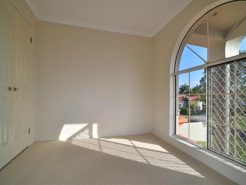 7 Westlake Court, Helensvale QLD 4212