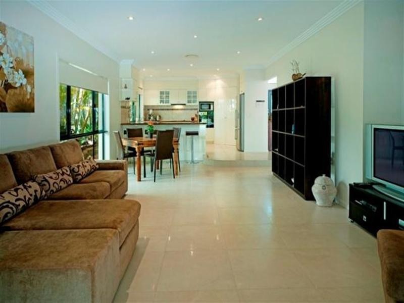 8207 Magnolia Drive West, Hope Island QLD 4212