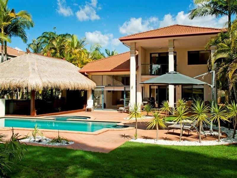 8207 Magnolia Drive West, Hope Island QLD 4212