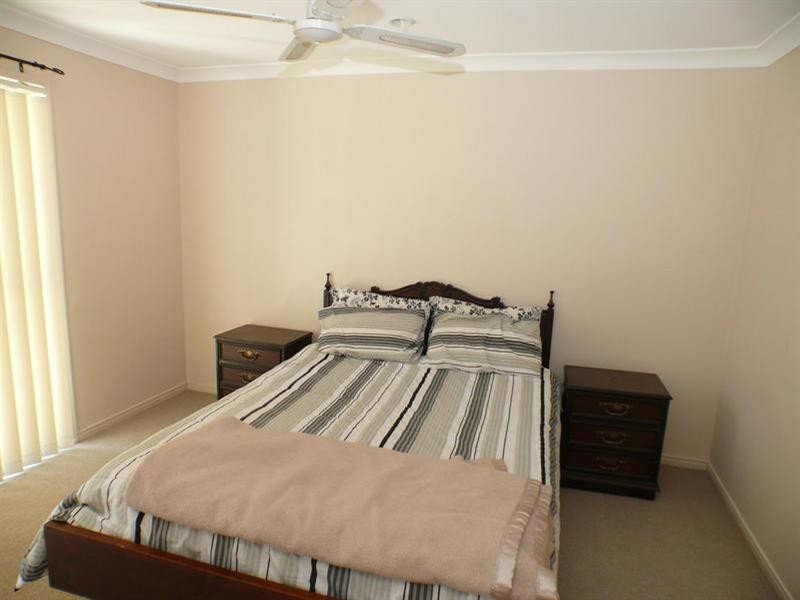 1/9 Wendy Court, Upper Coomera QLD 4209