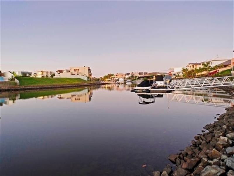 27 Southaven Drive, Helensvale QLD 4212