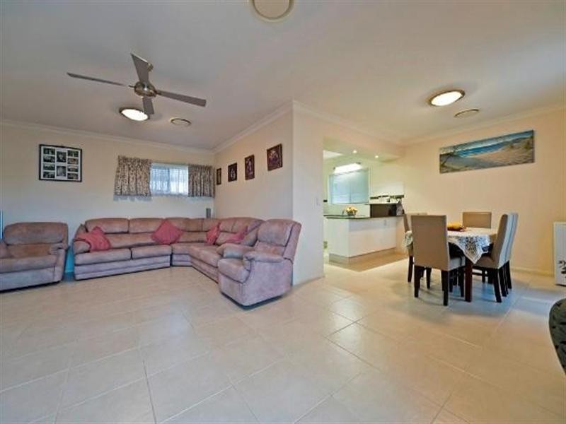 27 Southaven Drive, Helensvale QLD 4212