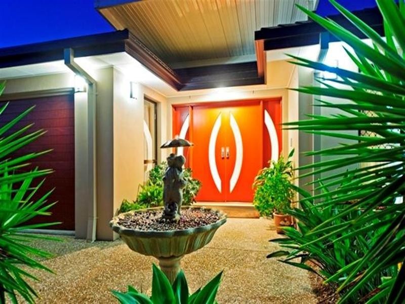 27 Southaven Drive, Helensvale QLD 4212