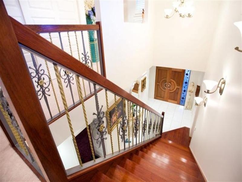 6154 Bolsena Circuit, Hope Island QLD 4212