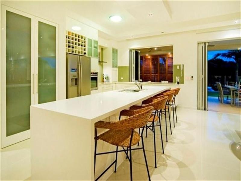 2504 Cressbrook Drive, Hope Island QLD 4212