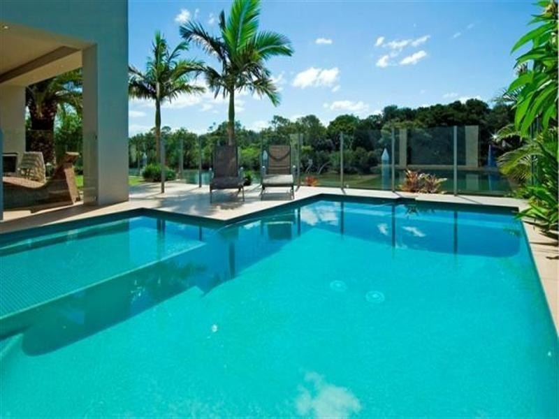 2504 Cressbrook Drive, Hope Island QLD 4212