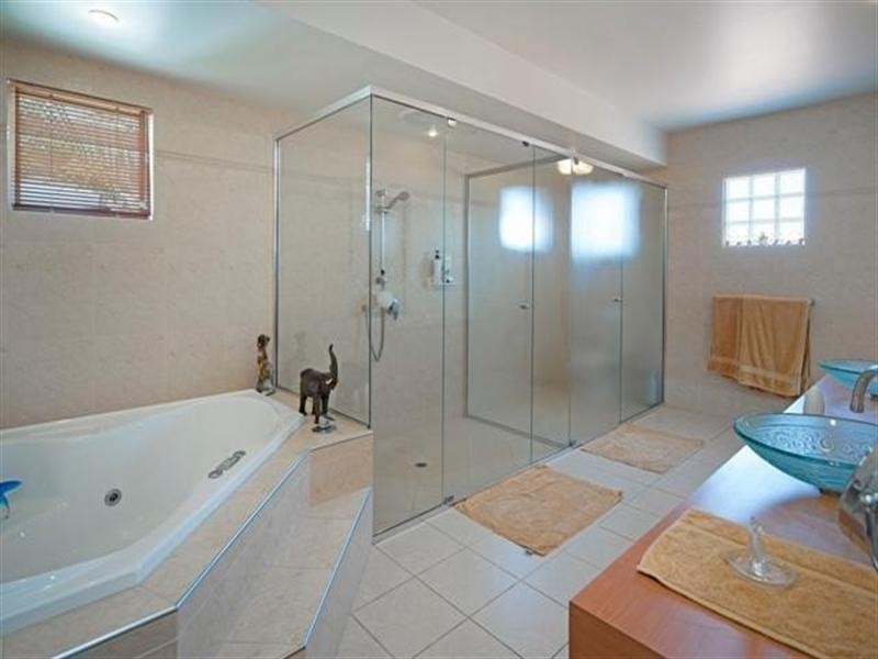 67 Tranquility Circuit, Helensvale QLD 4212