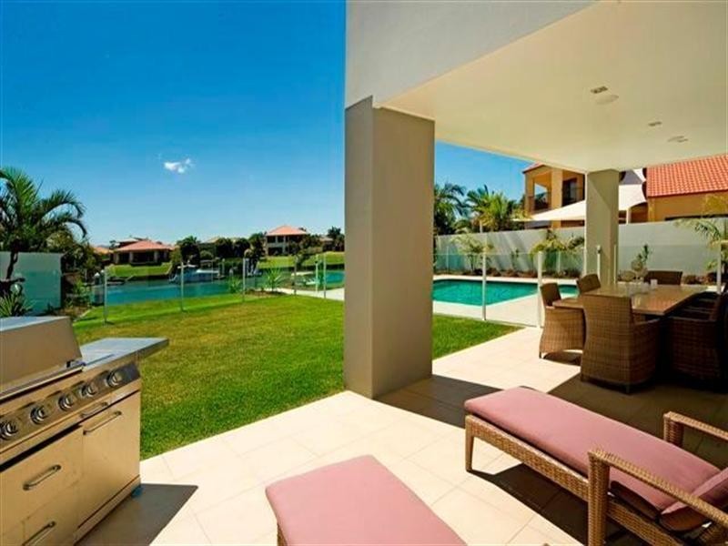 2130 Carlton Drive, Hope Island QLD 4212