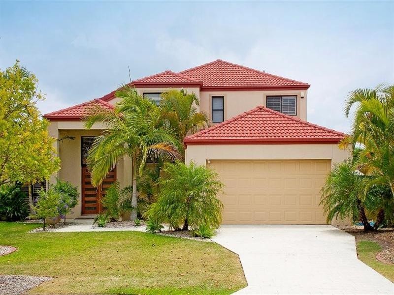 19 Calmwater Crescent, Oyster Cove, Hope Island QLD 4212