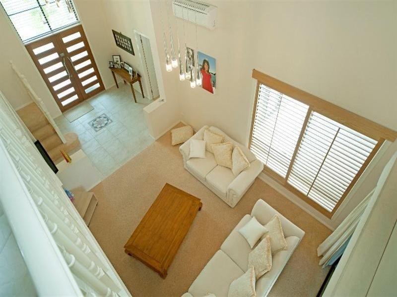 19 Calmwater Crescent, Oyster Cove, Hope Island QLD 4212