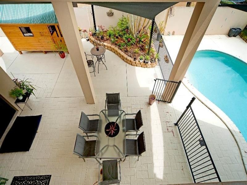 19 Calmwater Crescent, Oyster Cove, Hope Island QLD 4212