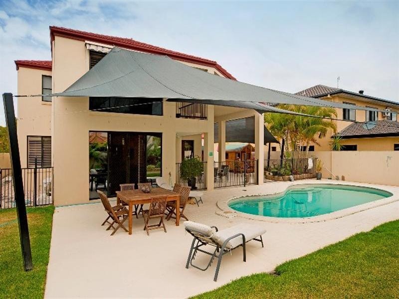 19 Calmwater Crescent, Oyster Cove, Hope Island QLD 4212