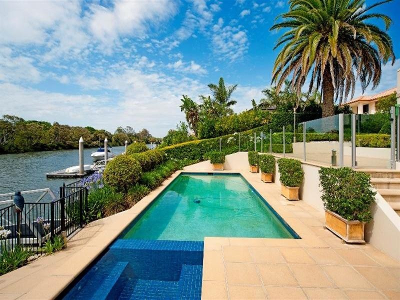 2344 Cressbrook Drive, Hope Island QLD 4212