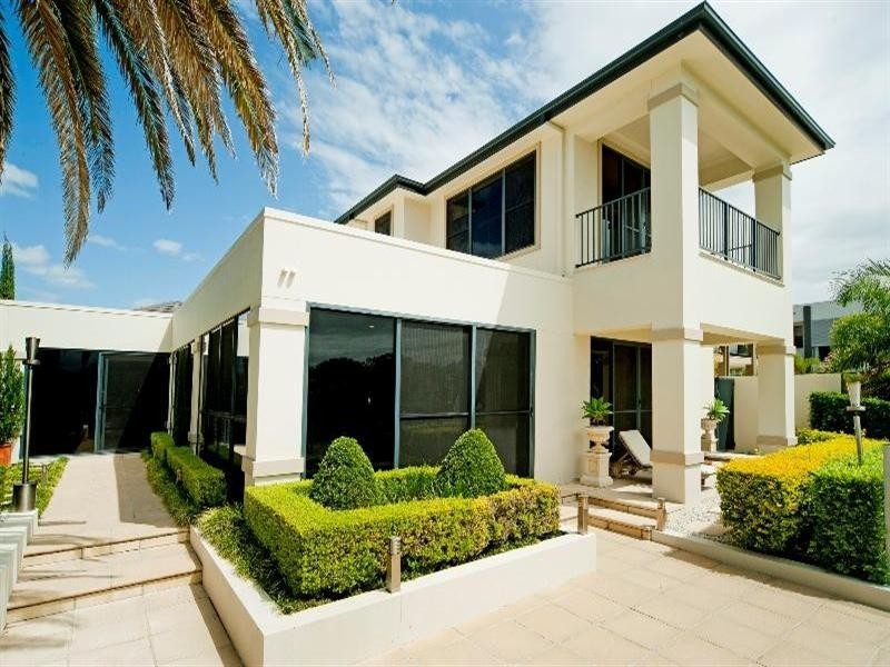 2344 Cressbrook Drive, Hope Island QLD 4212