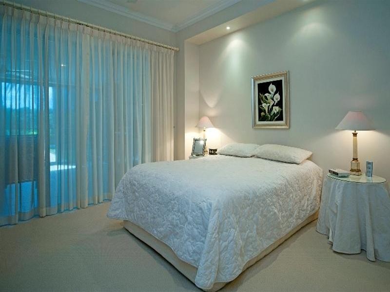 2344 Cressbrook Drive, Hope Island QLD 4212