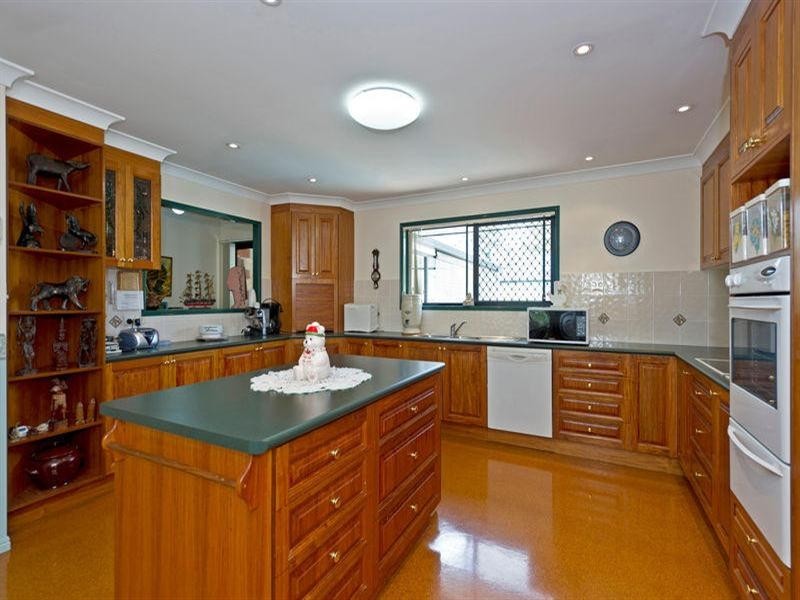 6 Lagovista Terrace, Bahrs Scrub QLD 4207