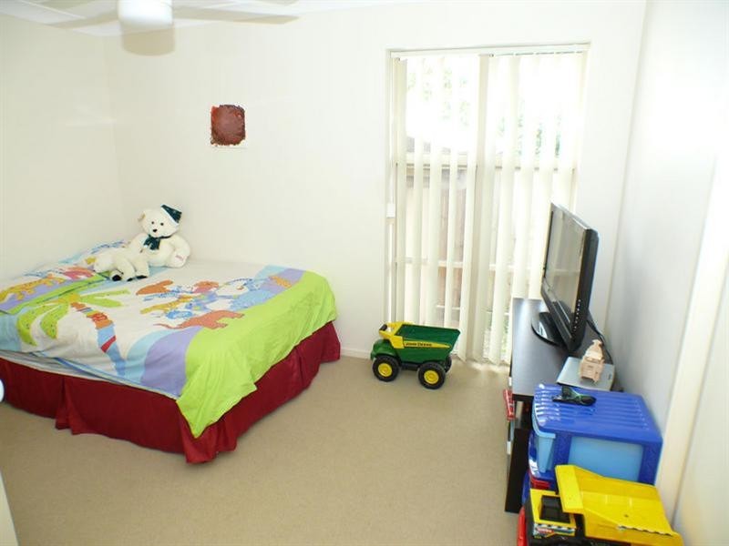 1 & 2/6 Appletree Street, Upper Coomera QLD 4209