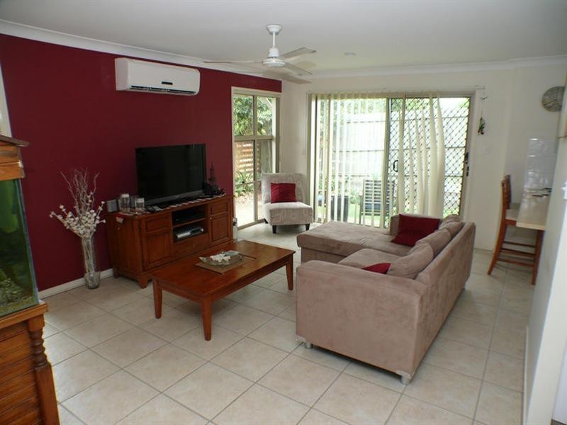 1 & 2/6 Appletree Street, Upper Coomera QLD 4209