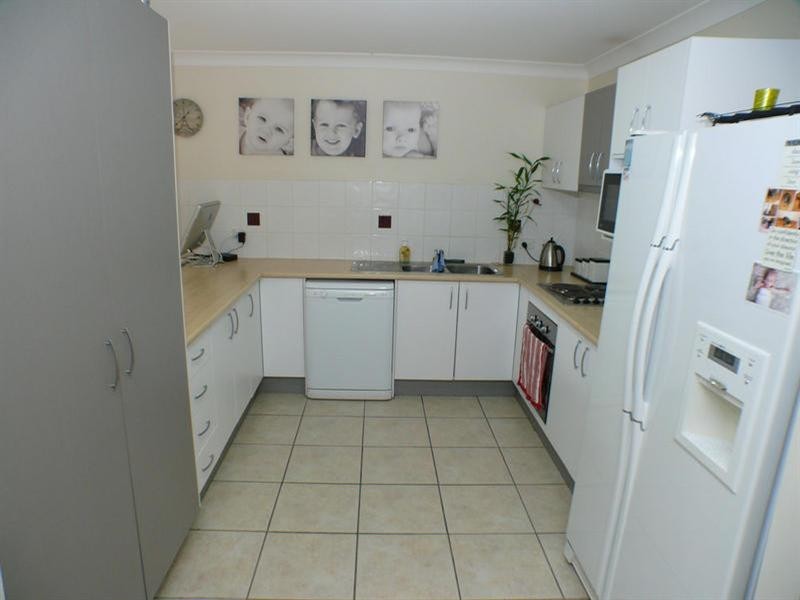 1 & 2/6 Appletree Street, Upper Coomera QLD 4209