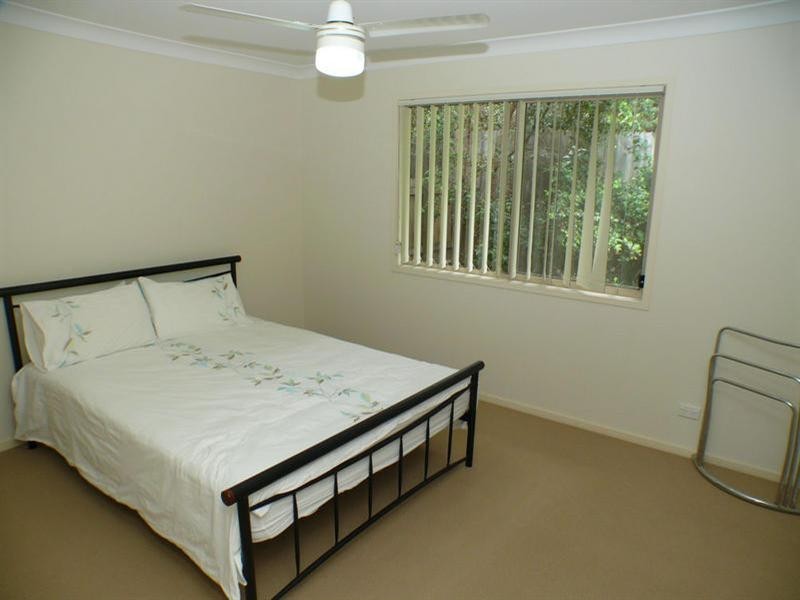 1 & 2/6 Appletree Street, Upper Coomera QLD 4209