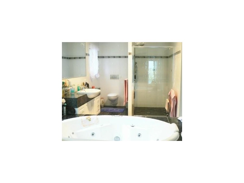 Jacobs Well QLD 4208