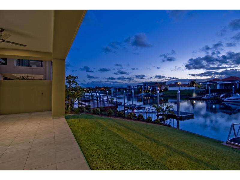 7402 Ellensbrook Drive, Hope Island QLD 4212