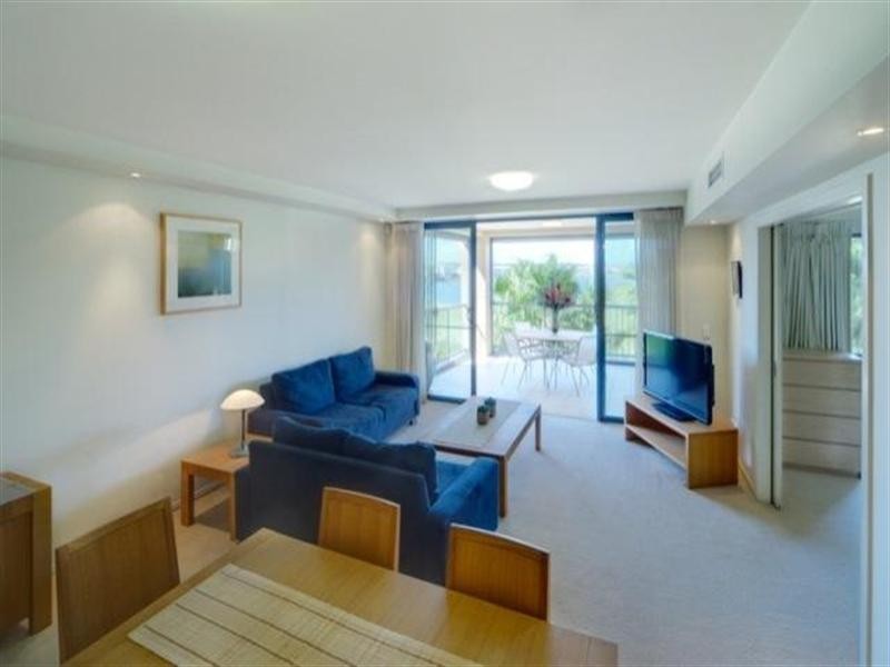 8408 Magnolia Drive East, Hope Island QLD 4212