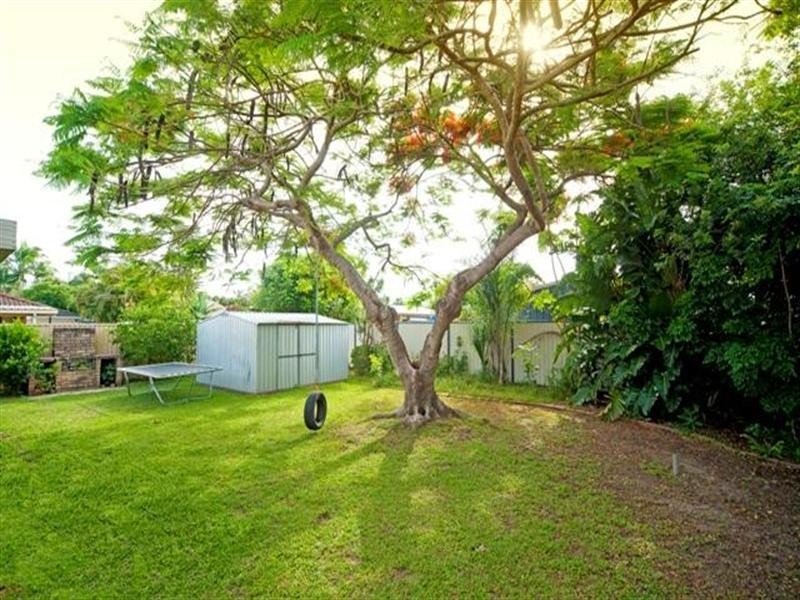 18 Wendoree Way, Coombabah QLD 4216