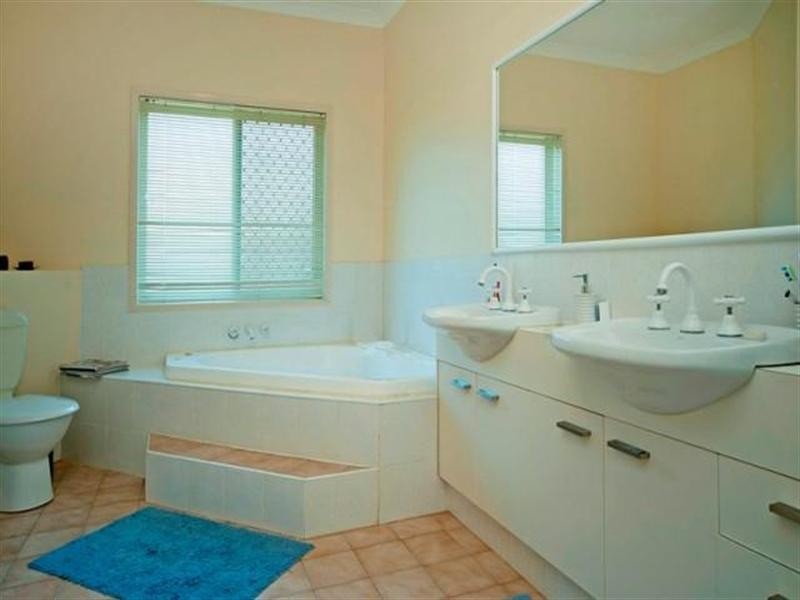 22/60 Caseys Road, Hope Island QLD 4212