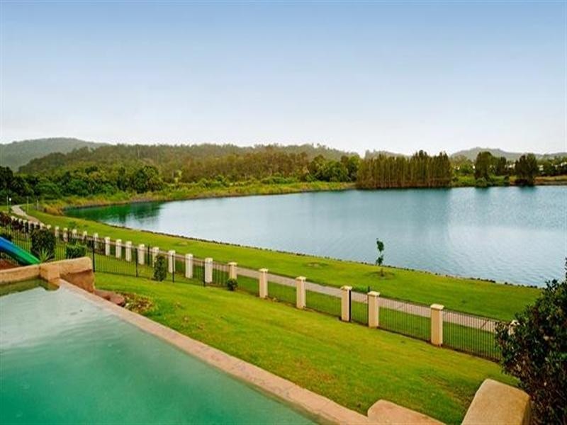 13 Princeton Street, Oxenford QLD 4210