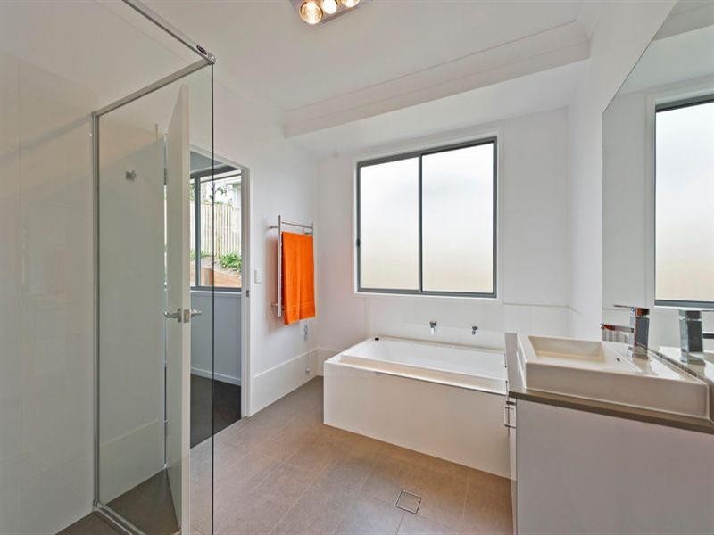 16 Marrinup Street, Upper Coomera QLD 4209