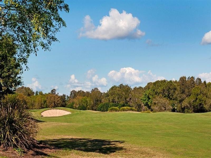 9113 Peter Senior Drive, Hope Island QLD 4212