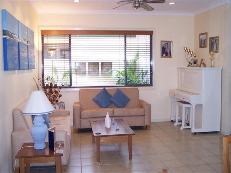 41 Lee-Anne Crescent, Helensvale QLD 4212