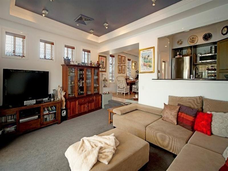 13/14 Pendraat Parade, Hope Island QLD 4212