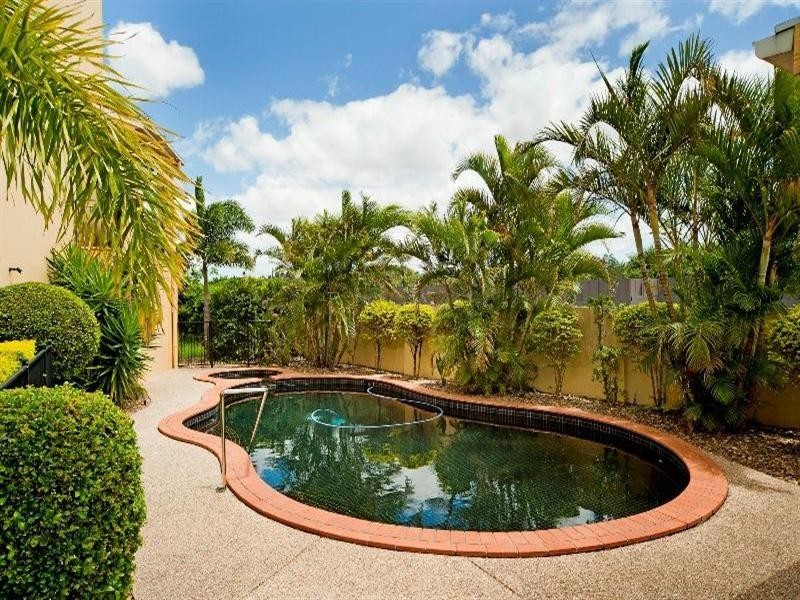 13/14 Pendraat Parade, Hope Island QLD 4212