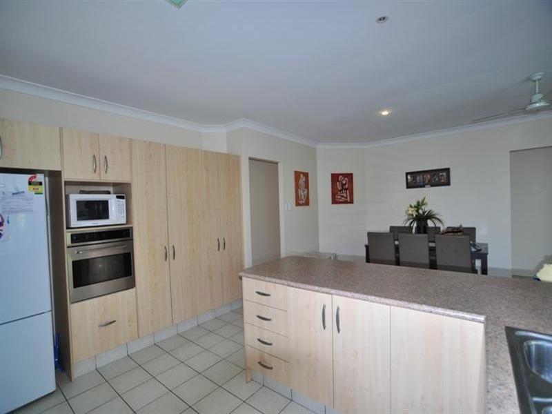 9 Broxbourne Place, Oxenford QLD 4210