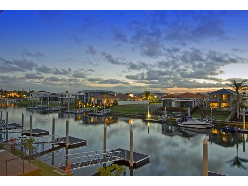 7406 Ellensbrook Drive, Hope Island QLD 4212